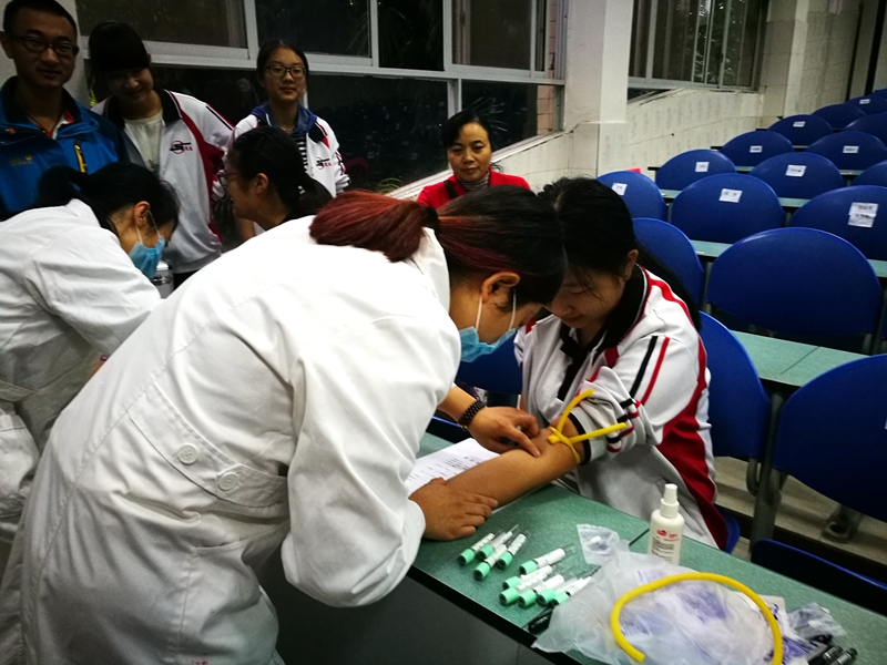 1476172636446811.jpg 02.jpg