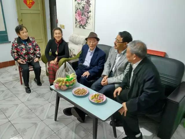 1476340413409328.jpg 02.jpg