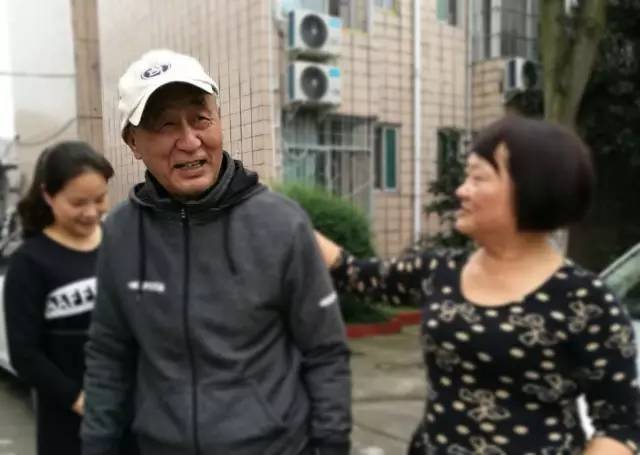 1480985698189494.jpg 01.jpg