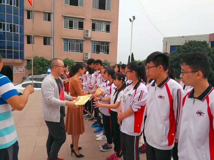 1507618115133807.jpg 640.webp (1).jpg