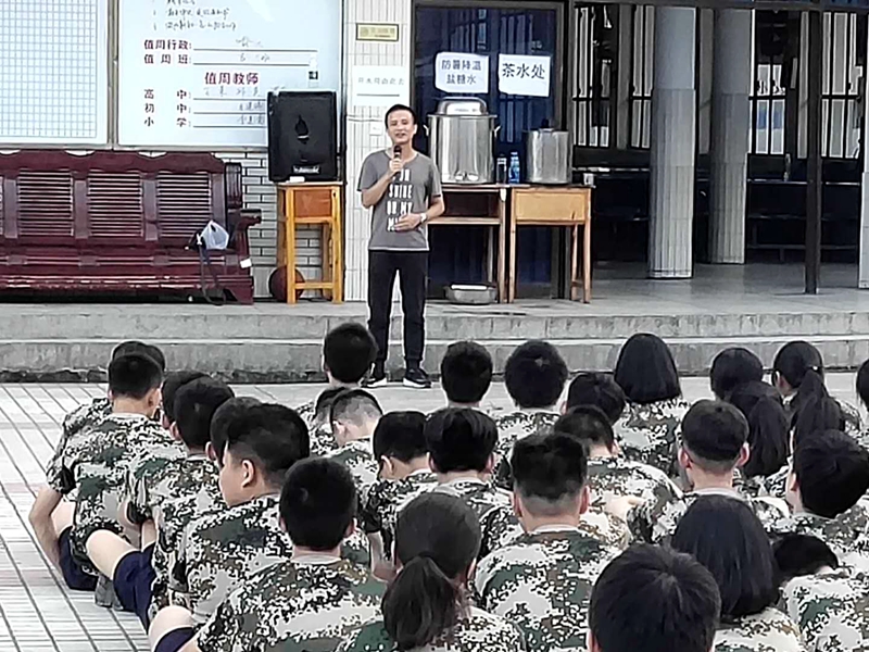 1535115076119425.jpg 06.jpg