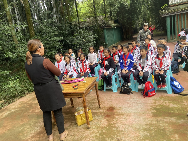 1571904225101384.jpg webwxgetmsgimg (15).jpg