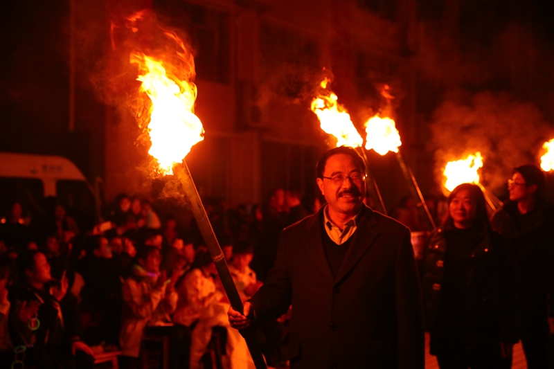 1577754935115403.jpg 02.jpg