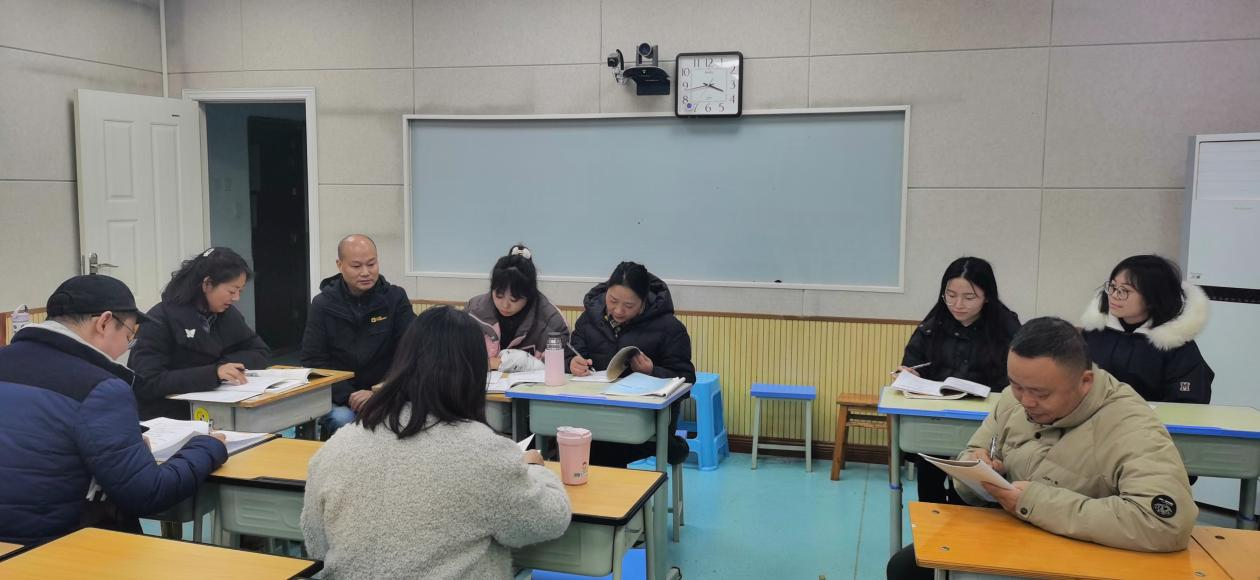 1757382938672316.png 歷史集體備課.png